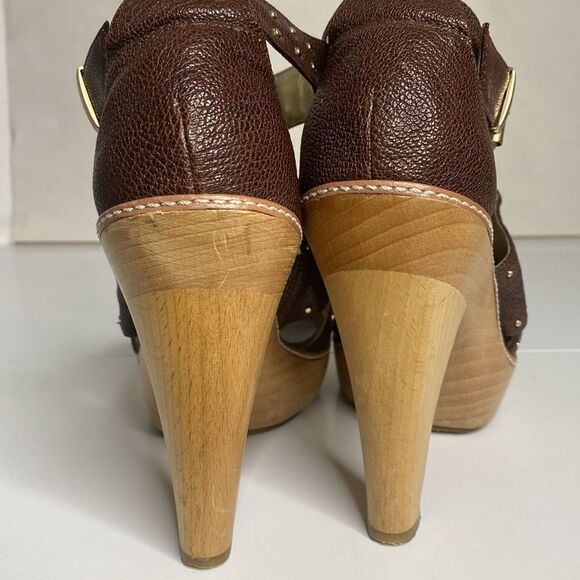 BANANA REPUBLIC Wood & Leather Chunky Heels - Picture 5 of 13